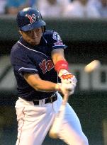 Iida hits solo homer